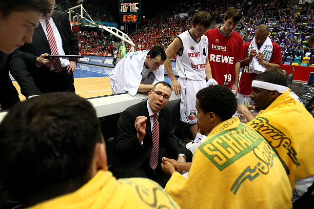 替补球员的 替补球员的