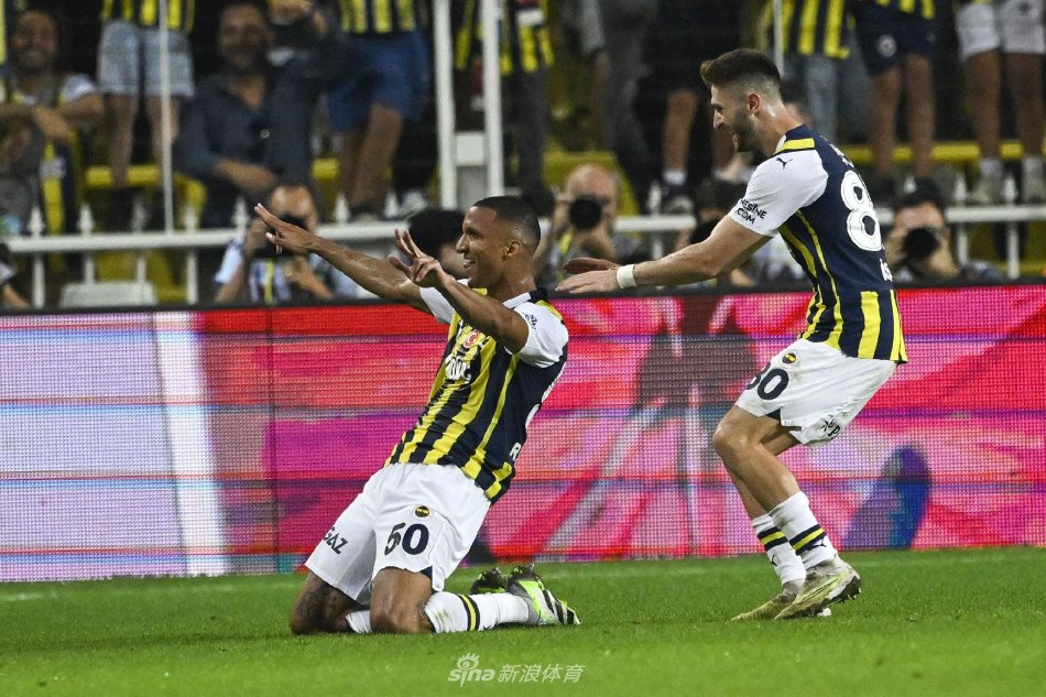 西亚卡姆称 西亚卡姆称