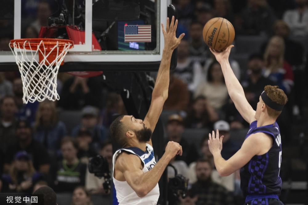 洛文尼亚出 洛文尼亚出